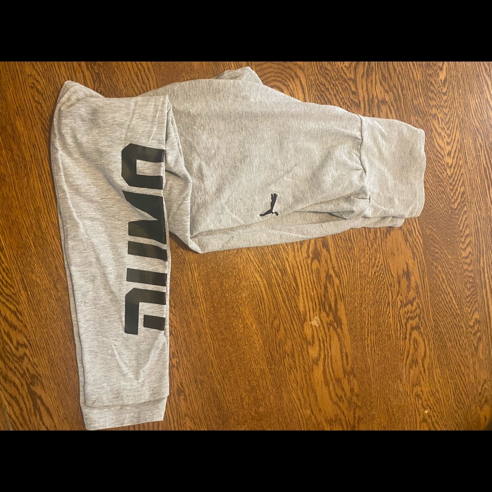 Gray puma leggings